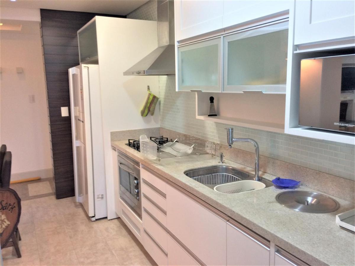 Apartamento Fino Com Vista Para Beiramar Apartment ฟลอเรียนอโปลิส ภายนอก รูปภาพ